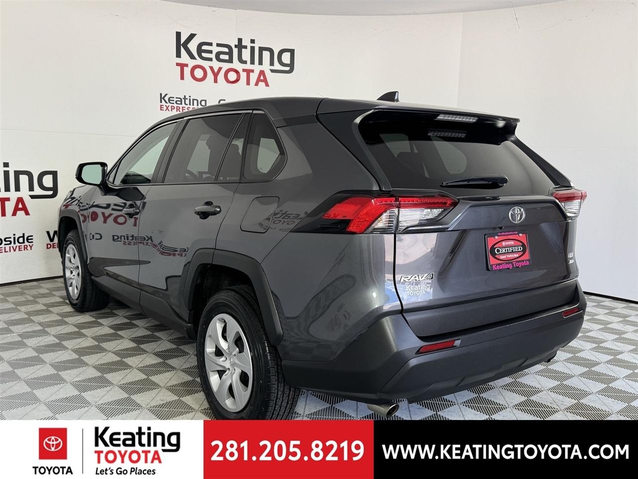 Toyota RAV4 LE AWD 2025
