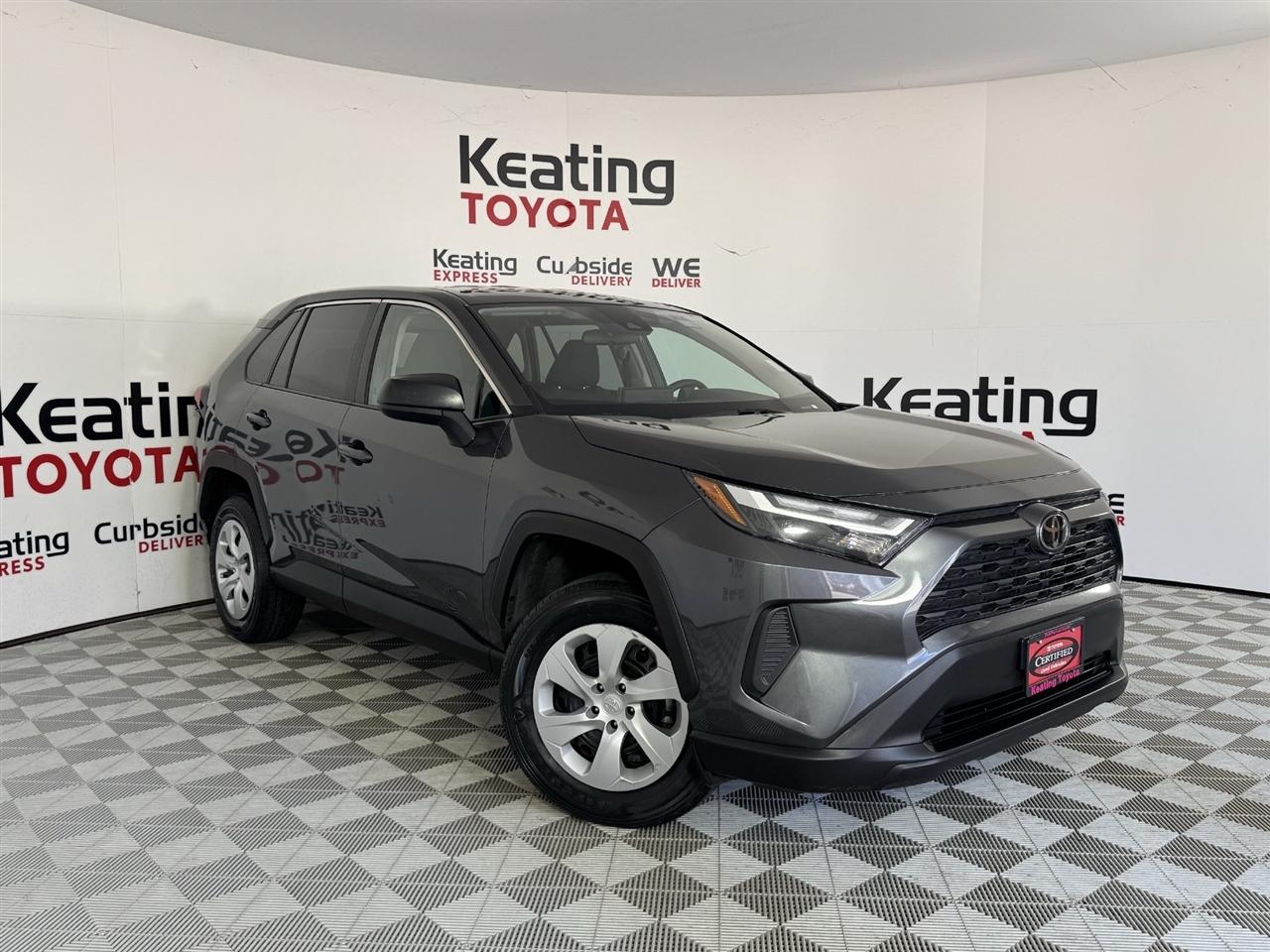 Toyota RAV4 LE AWD 2025