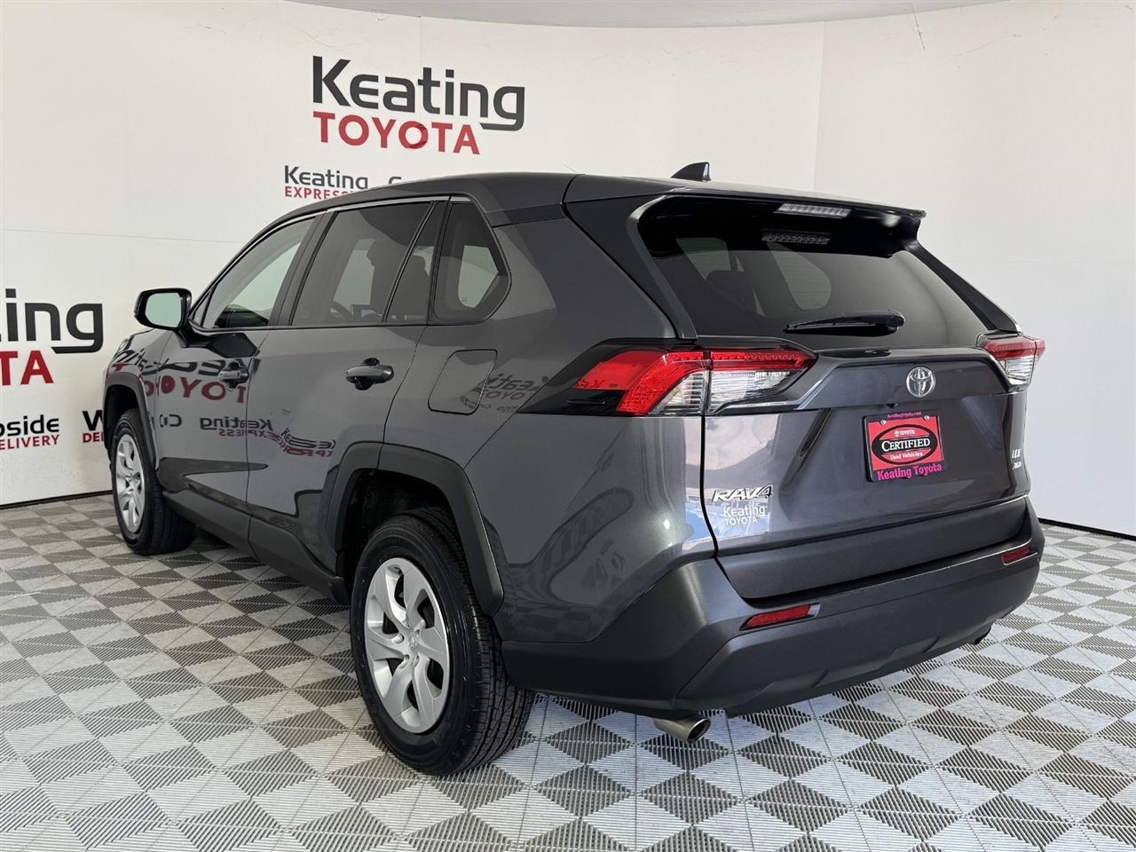 Toyota RAV4 LE AWD 2025