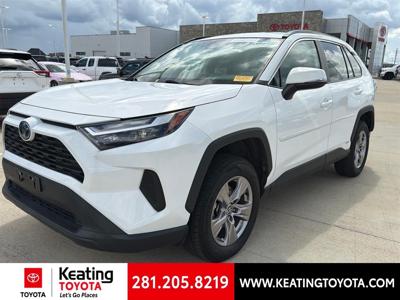 Toyota RAV4 Hybrid LE 2024