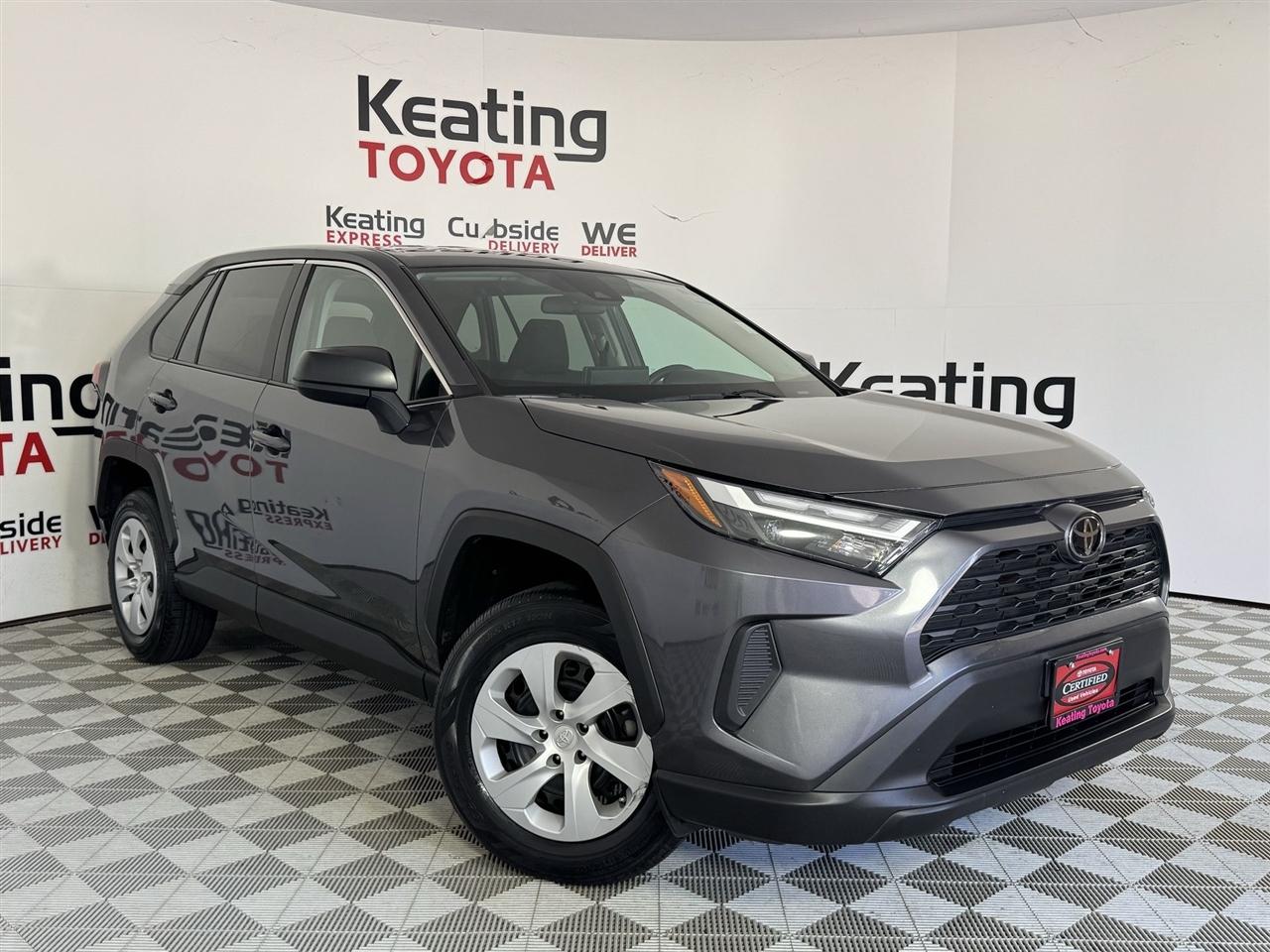 Toyota RAV4 LE AWD 2025