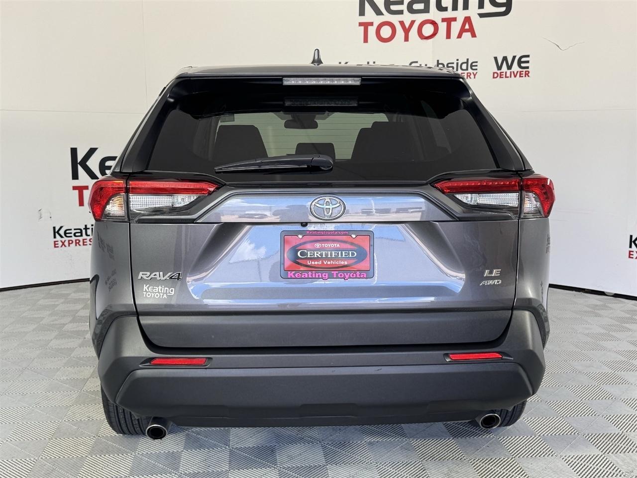 Toyota RAV4 LE AWD 2025