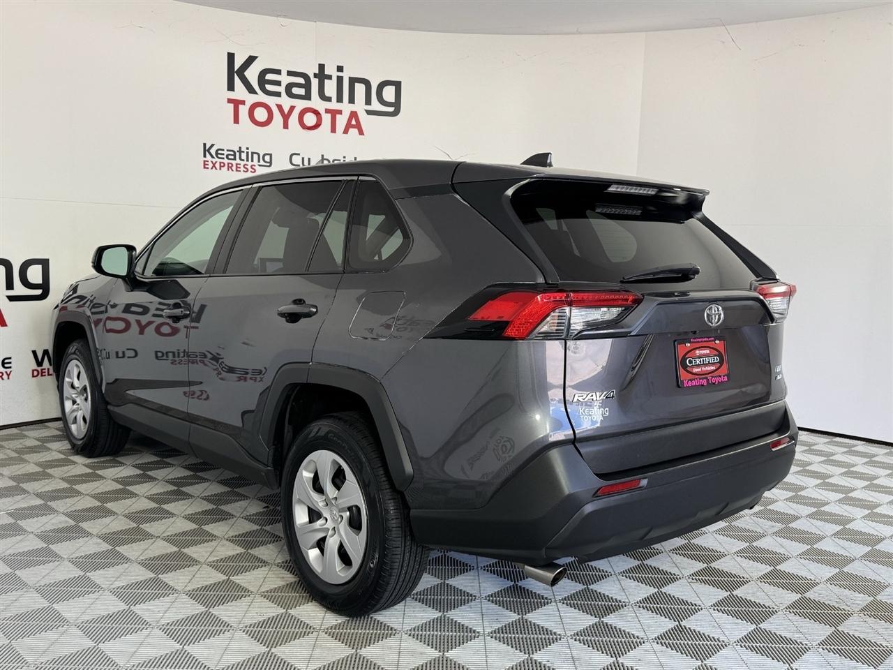 Toyota RAV4 LE AWD 2025