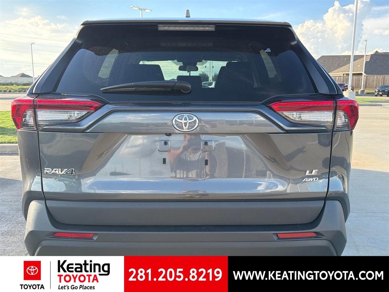 Toyota RAV4 LE AWD 2025