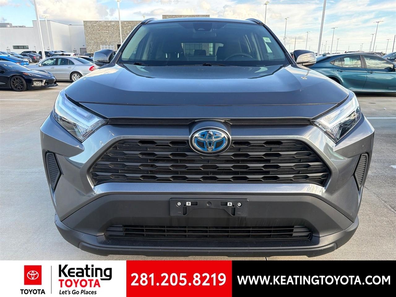 Toyota RAV4 Hybrid LE 2024