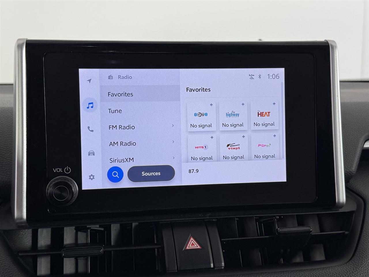 Toyota RAV4 Hybrid LE 2024