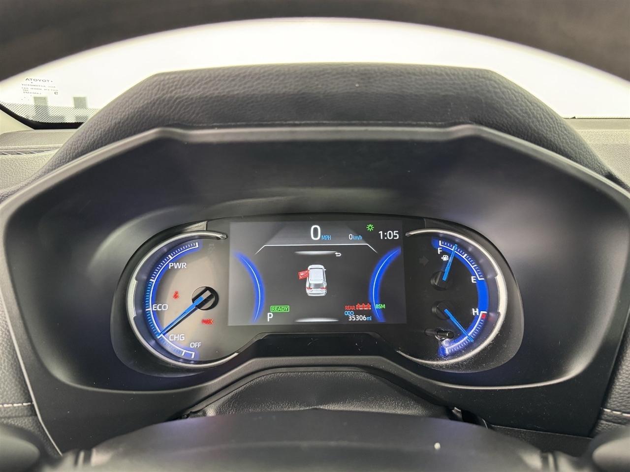 Toyota RAV4 Hybrid LE 2024
