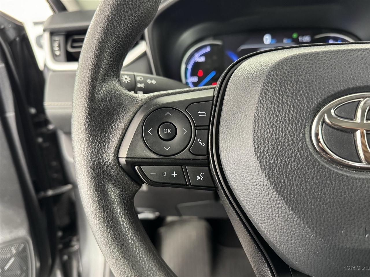 Toyota RAV4 Hybrid LE 2024