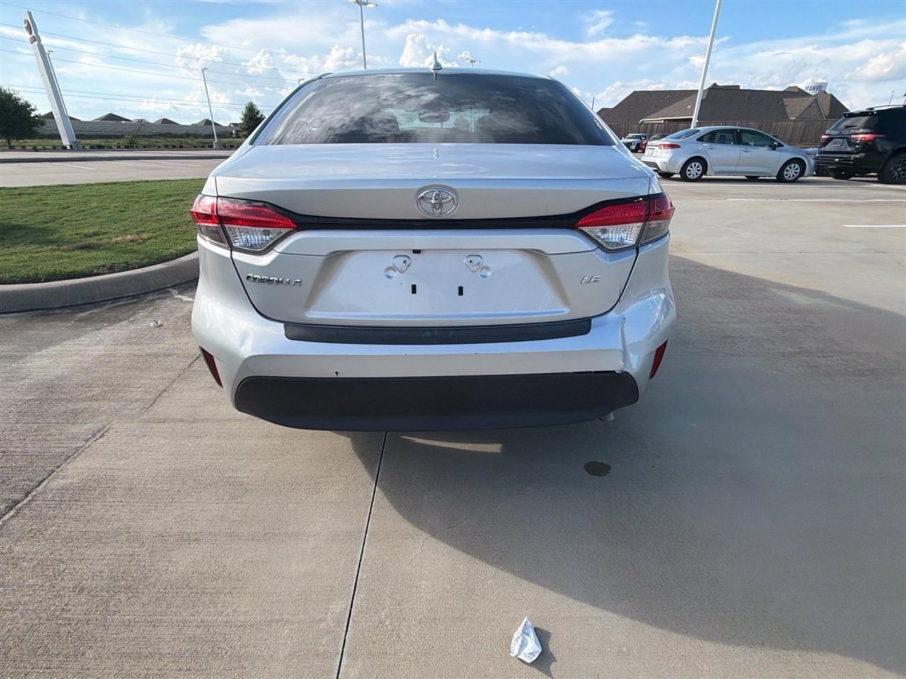 Toyota Corolla LE 2024