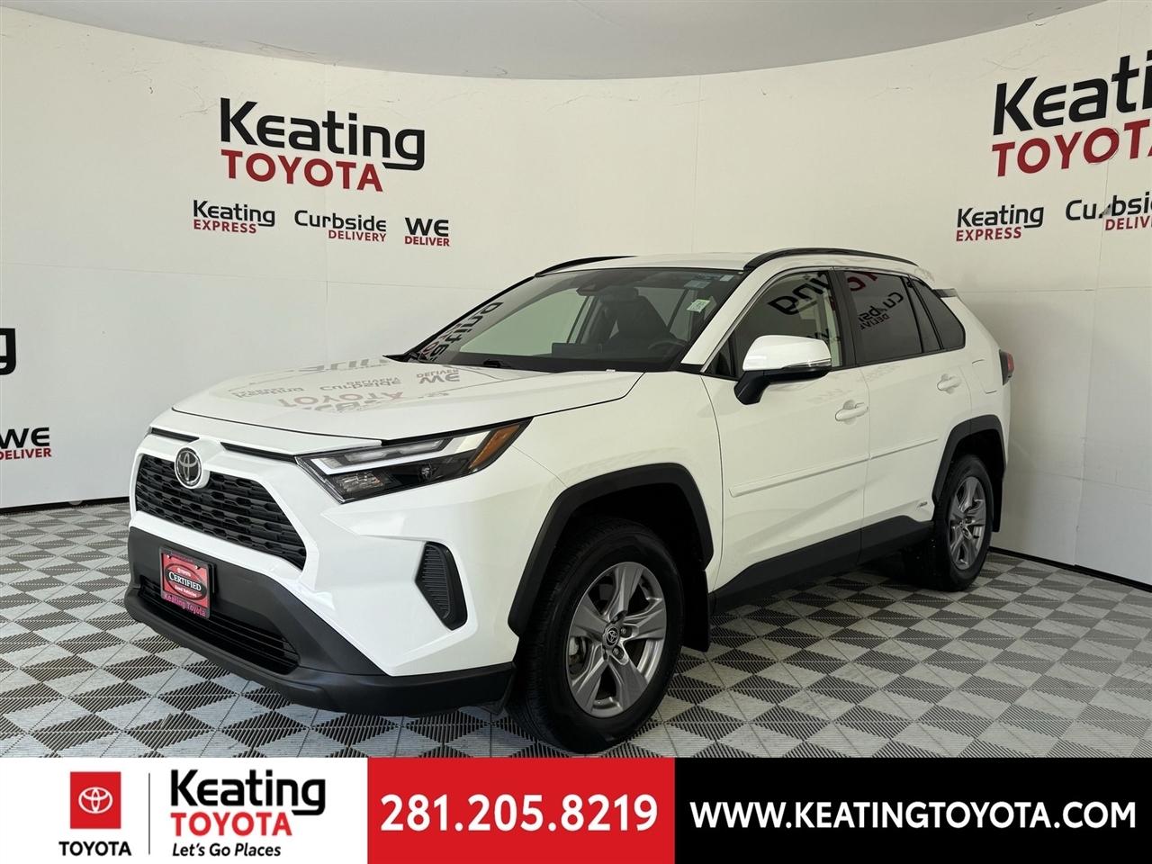 Toyota RAV4 Hybrid XLE 2025