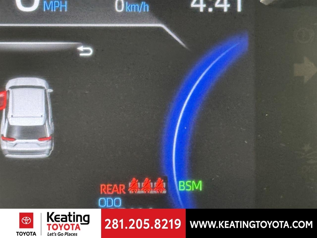 Toyota RAV4 Hybrid XLE 2025