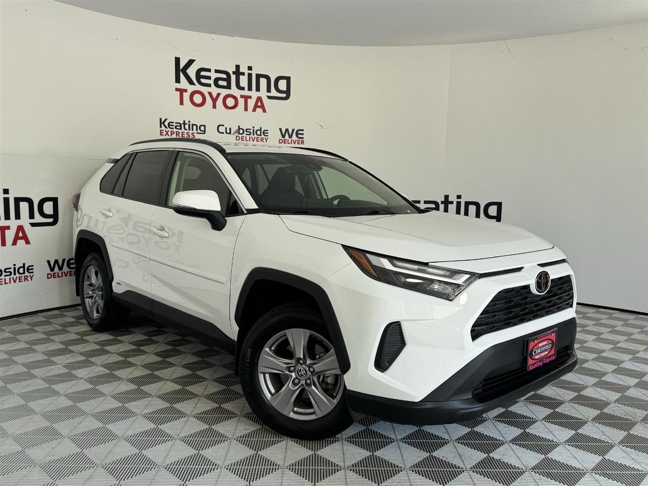 Toyota RAV4 Hybrid XLE 2025