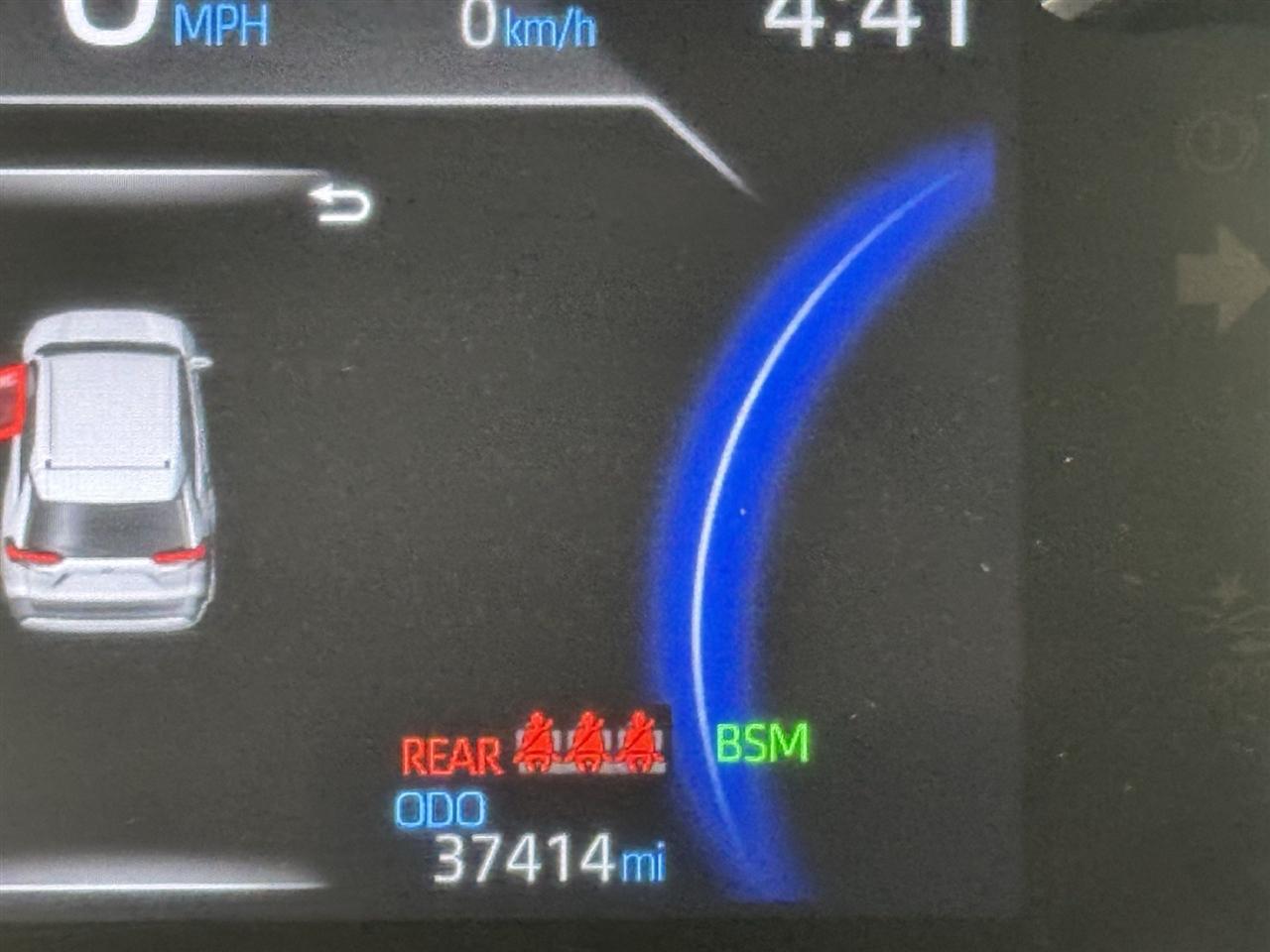 Toyota RAV4 Hybrid XLE 2025