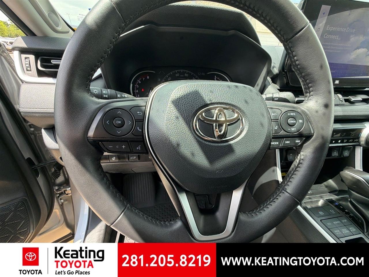 Toyota RAV4 XLE Premium AWD 2024