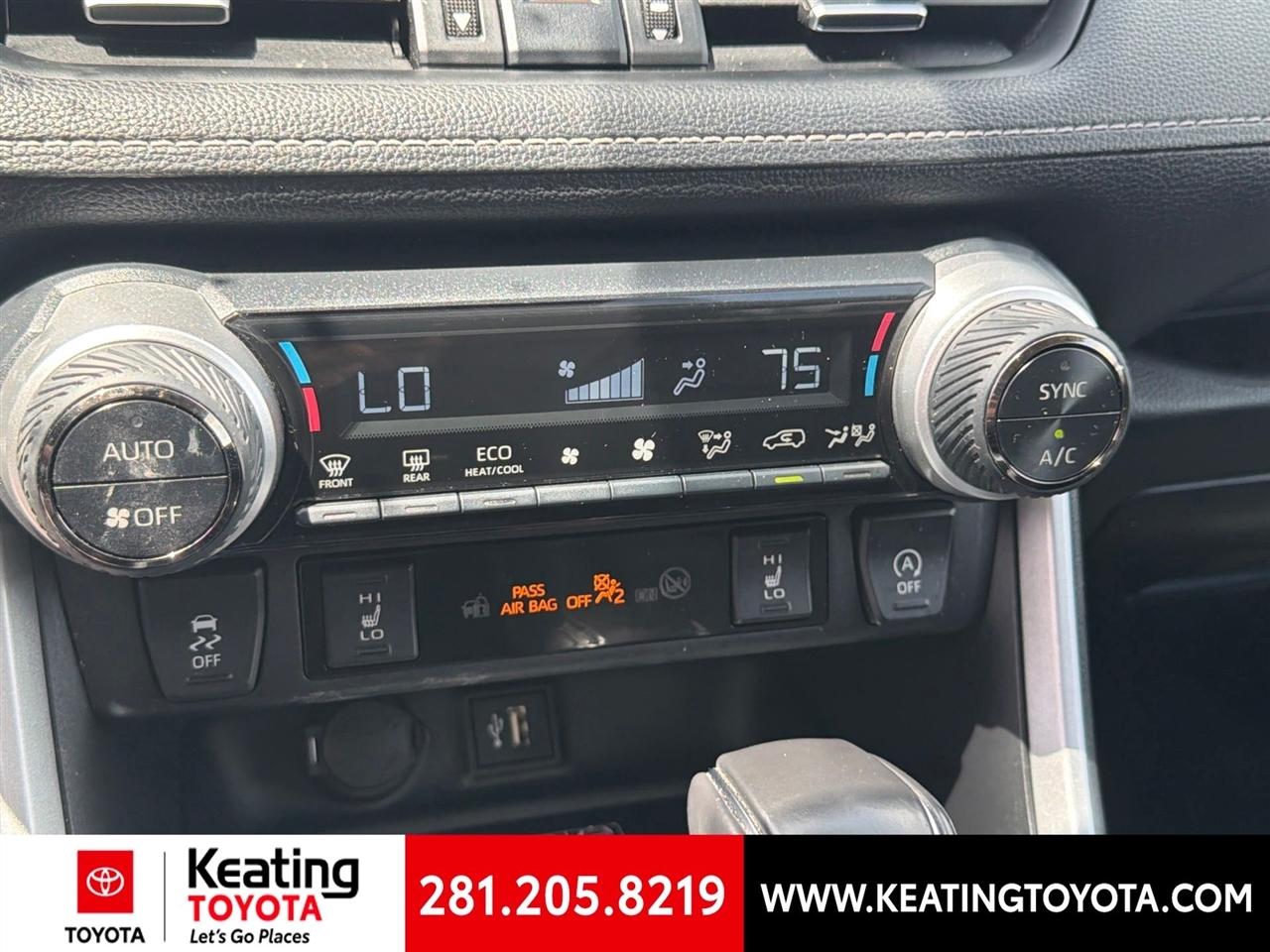 Toyota RAV4 XLE Premium AWD 2024