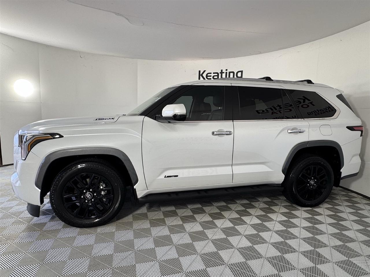 Toyota Sequoia TRD Pro 4WD 2025
