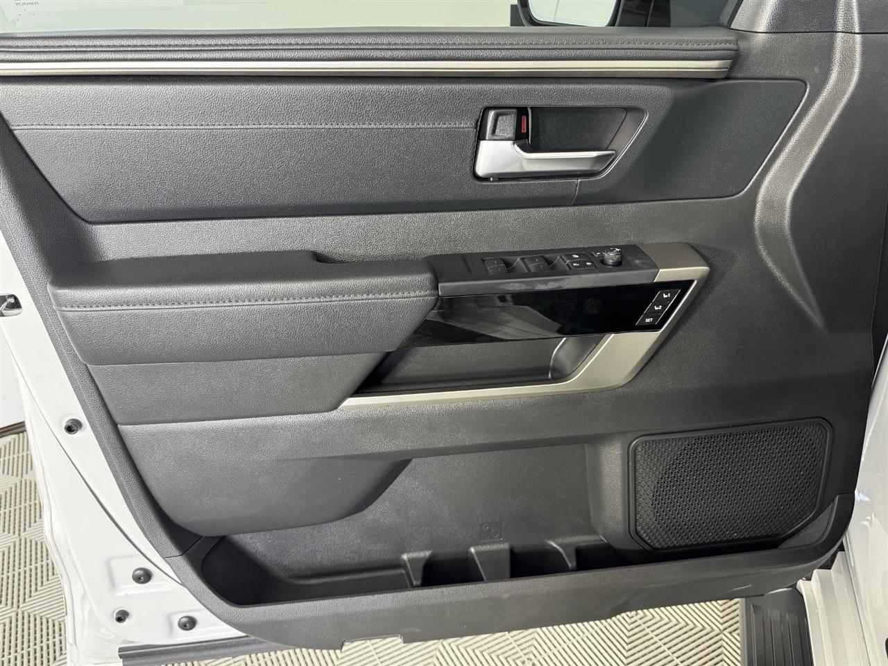 Toyota Sequoia TRD Pro 4WD 2025