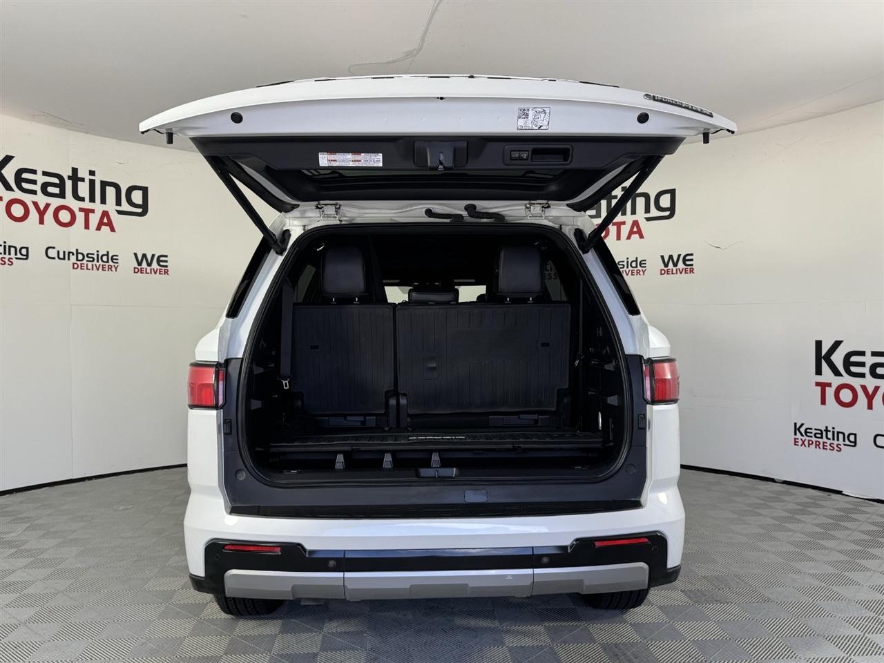Toyota Sequoia TRD Pro 4WD 2025