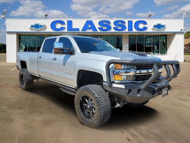 Chevrolet Silverado 3500HD LTZ Crew Cab 4WD 2017