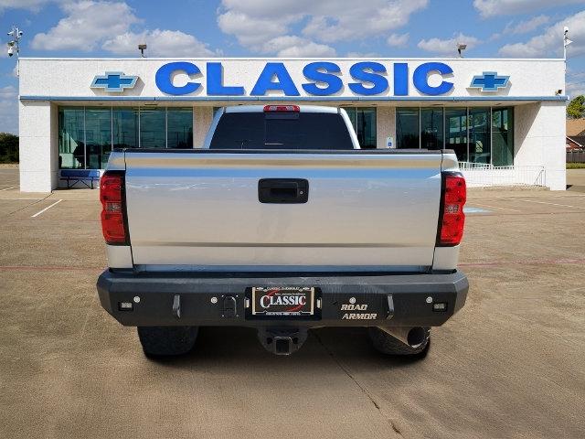 Chevrolet Silverado 3500HD LTZ Crew Cab 4WD 2017