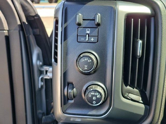 Chevrolet Silverado 3500HD LTZ Crew Cab 4WD 2017