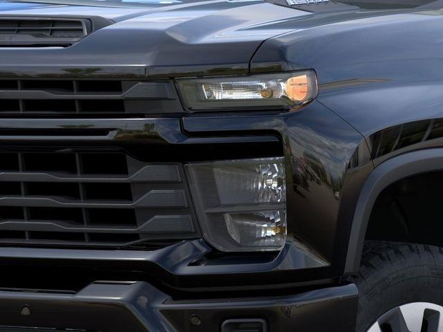 Chevrolet Silverado 2500HD Custom Crew Cab Long Box 4WD 2026