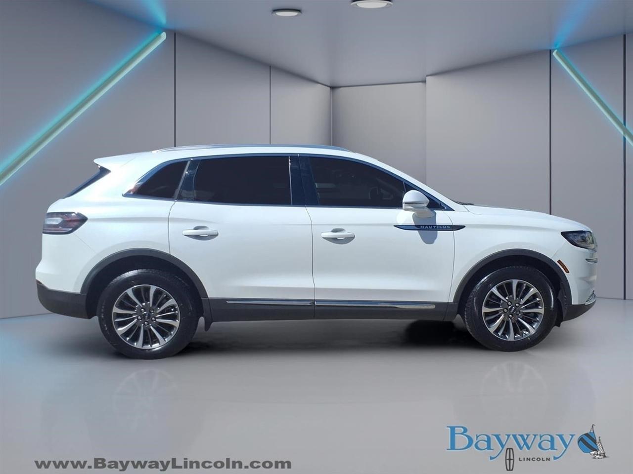 Lincoln Nautilus Reserve AWD 2023