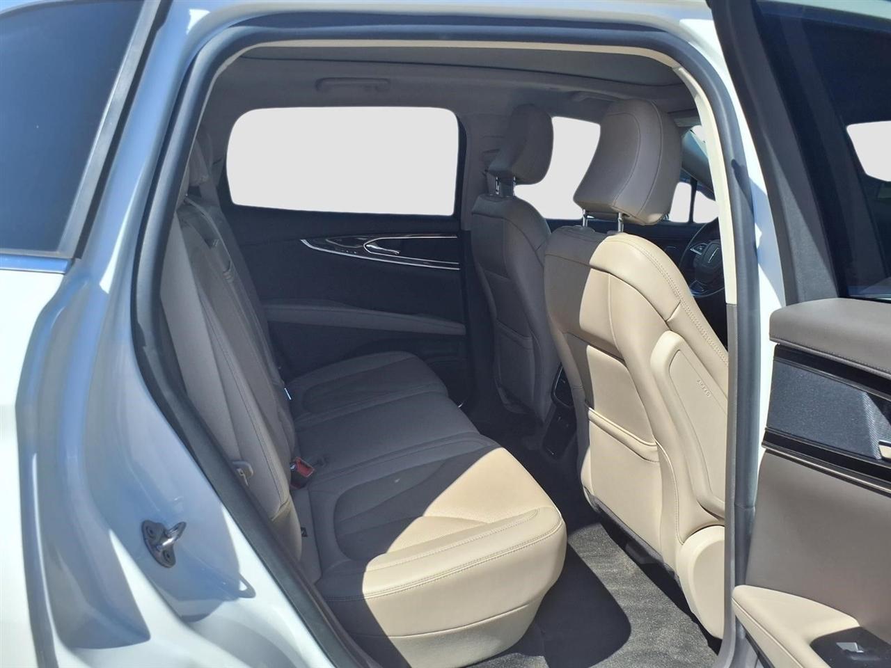 Lincoln Nautilus Reserve AWD 2023