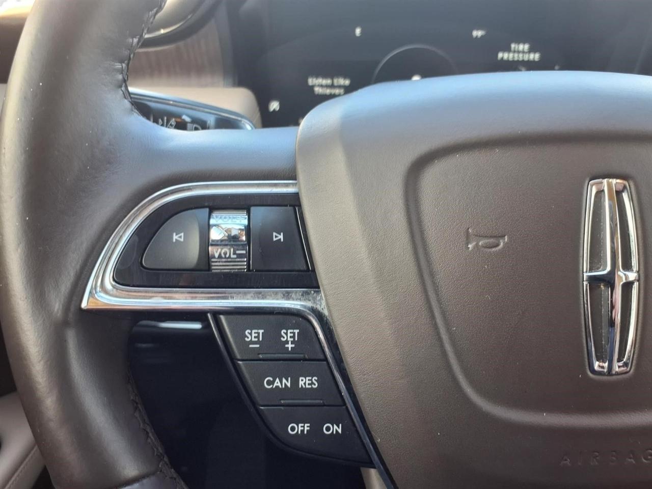 Lincoln Nautilus Reserve AWD 2023
