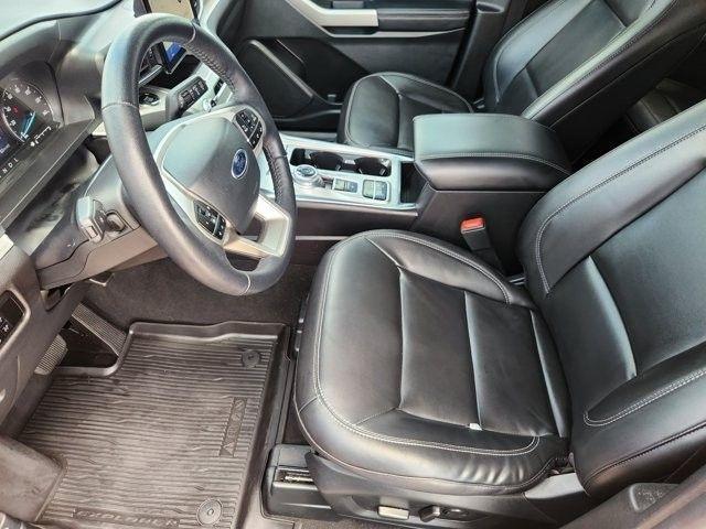 Ford Explorer XLT 2023