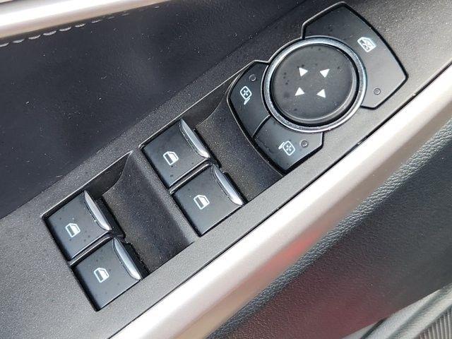 Ford Explorer XLT 2023