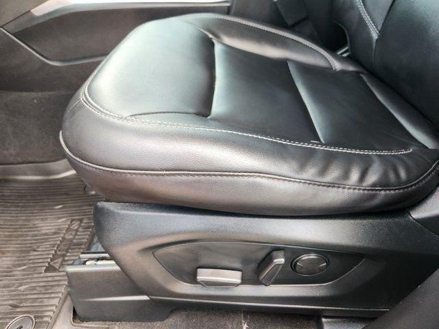 Ford Explorer XLT 2023