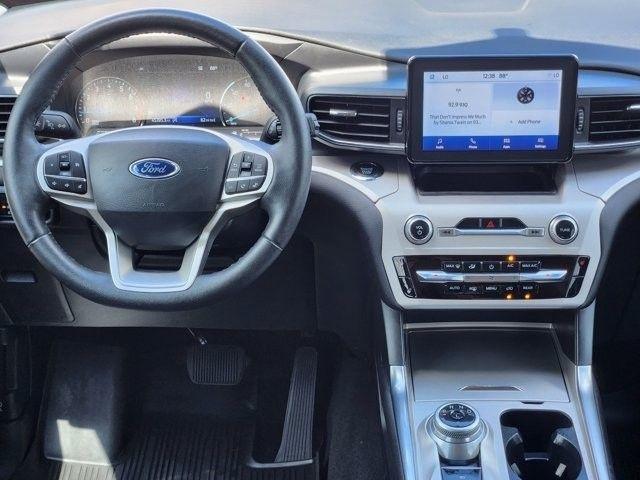 Ford Explorer XLT 2023