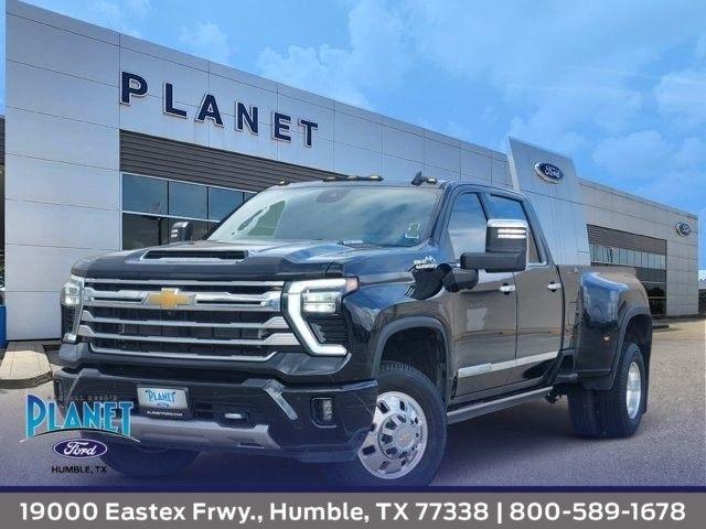 Chevrolet Silverado 3500HD High Country Crew Cab 4WD 2024