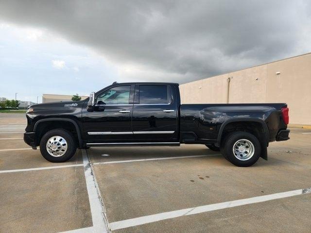 Chevrolet Silverado 3500HD High Country Crew Cab 4WD 2024