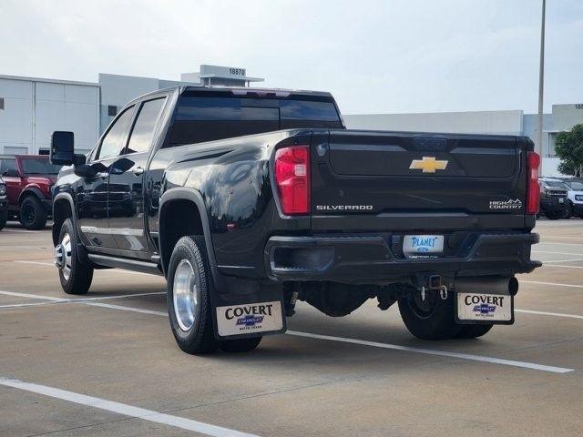 Chevrolet Silverado 3500HD High Country Crew Cab 4WD 2024