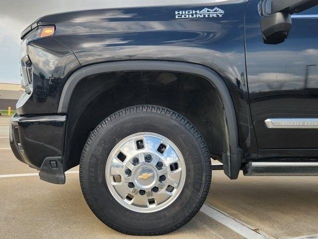 Chevrolet Silverado 3500HD High Country Crew Cab 4WD 2024
