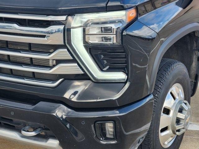 Chevrolet Silverado 3500HD High Country Crew Cab 4WD 2024