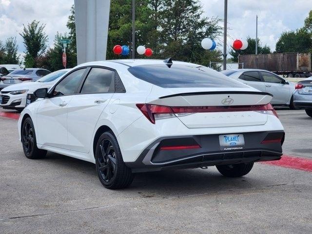 Hyundai Elantra SEL Sport 2026