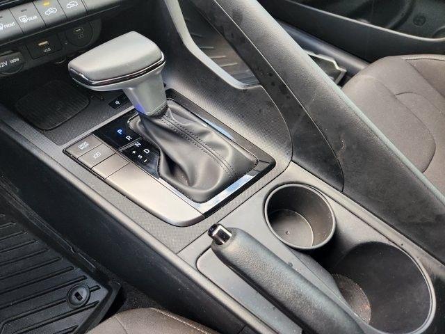Hyundai Elantra SEL Sport 2026