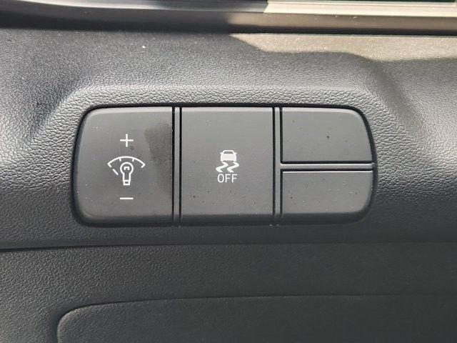 Hyundai Elantra SEL Sport 2026