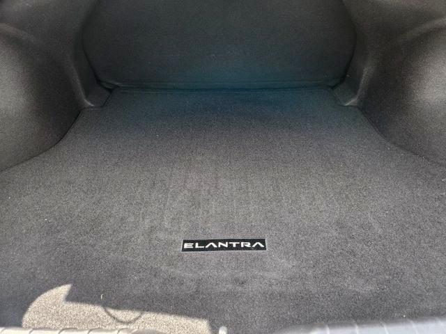 Hyundai Elantra SEL Sport 2026
