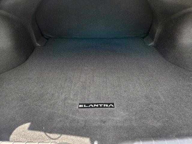 Hyundai Elantra SEL Sport 2026