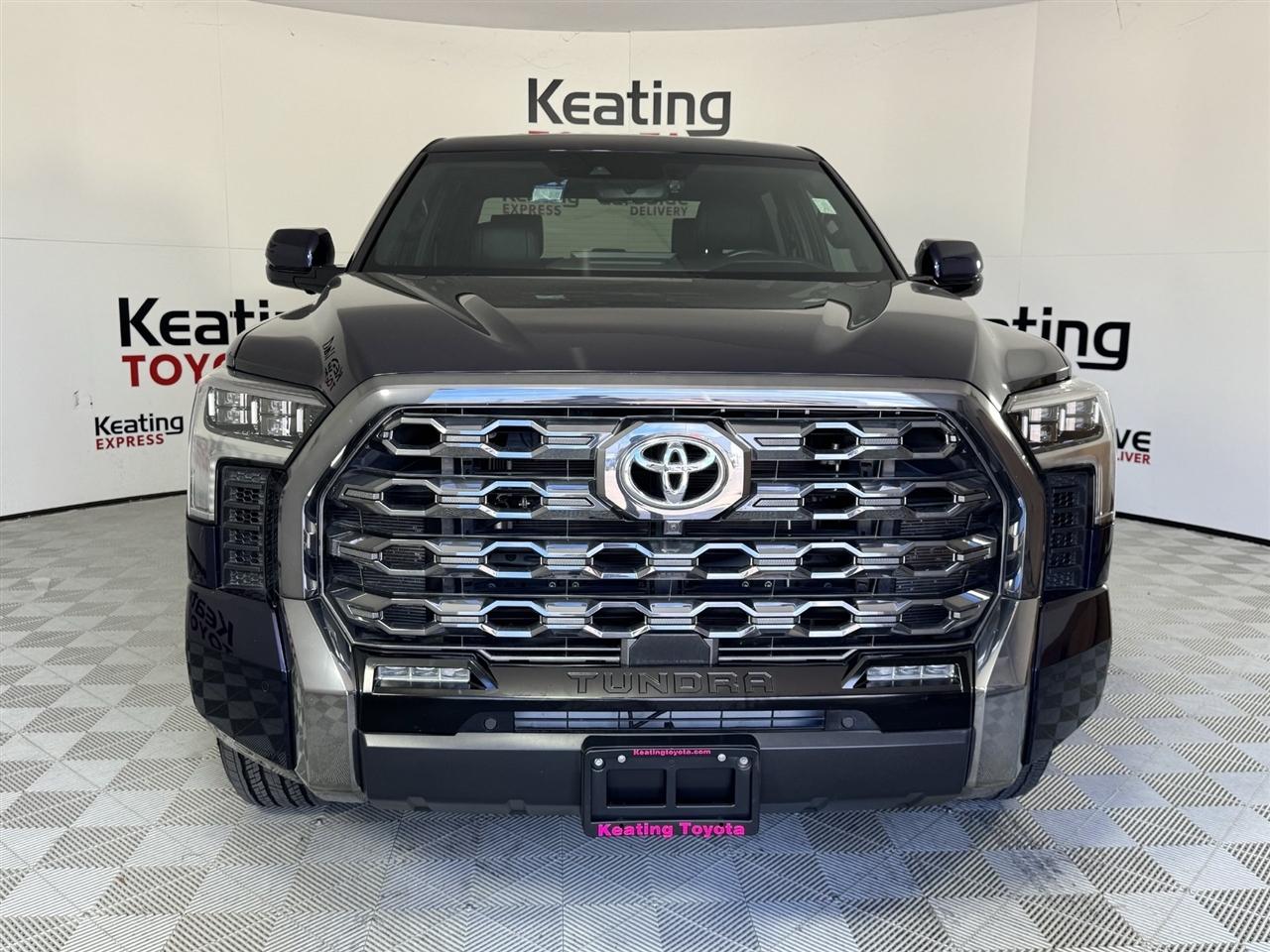 Toyota Tundra Platinum CrewMax 4WD 2024