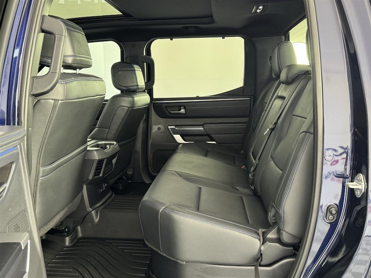 Toyota Tundra Platinum CrewMax 4WD 2024