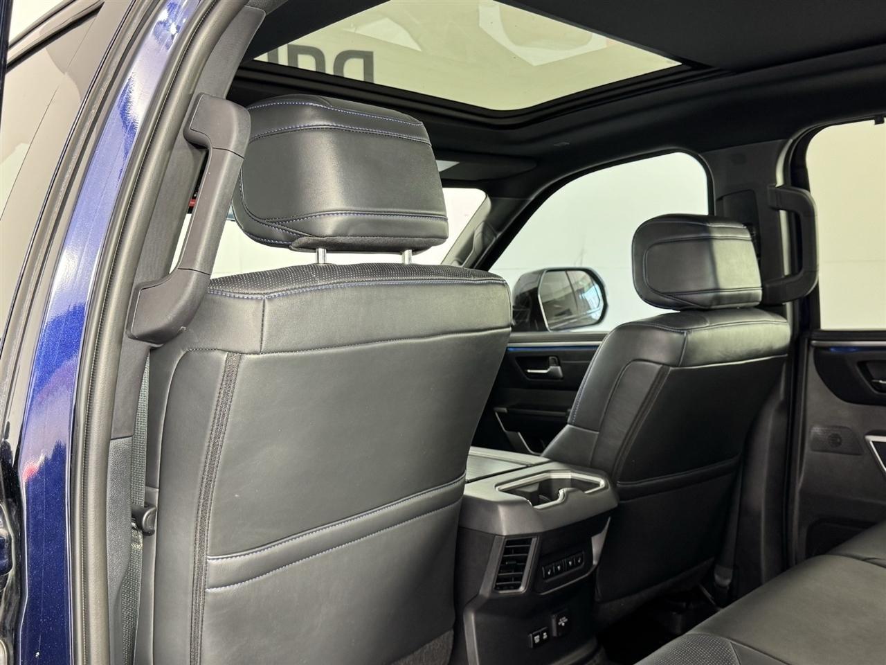 Toyota Tundra Platinum CrewMax 4WD 2024