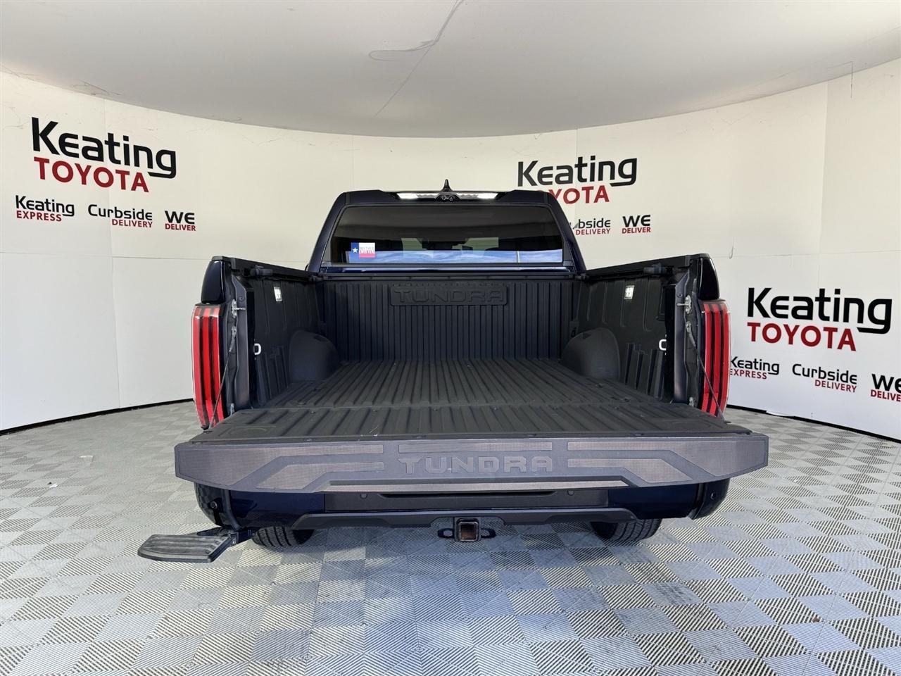 Toyota Tundra Platinum CrewMax 4WD 2024