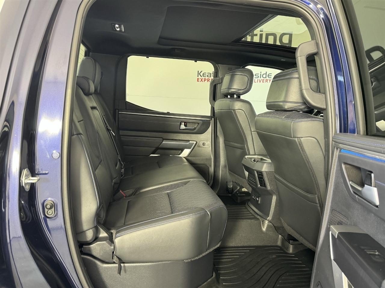 Toyota Tundra Platinum CrewMax 4WD 2024