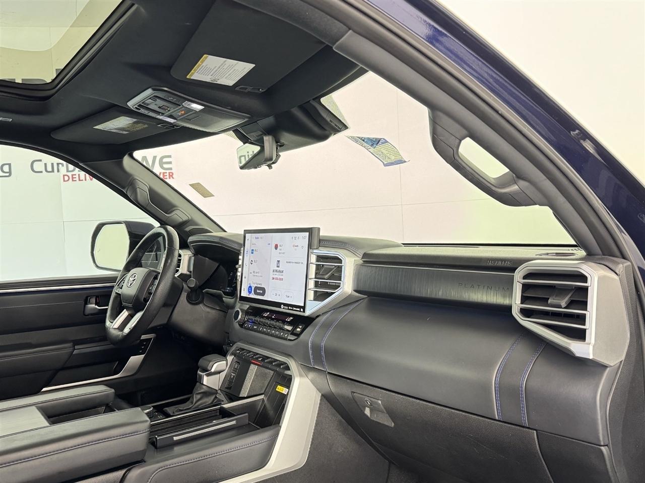 Toyota Tundra Platinum CrewMax 4WD 2024