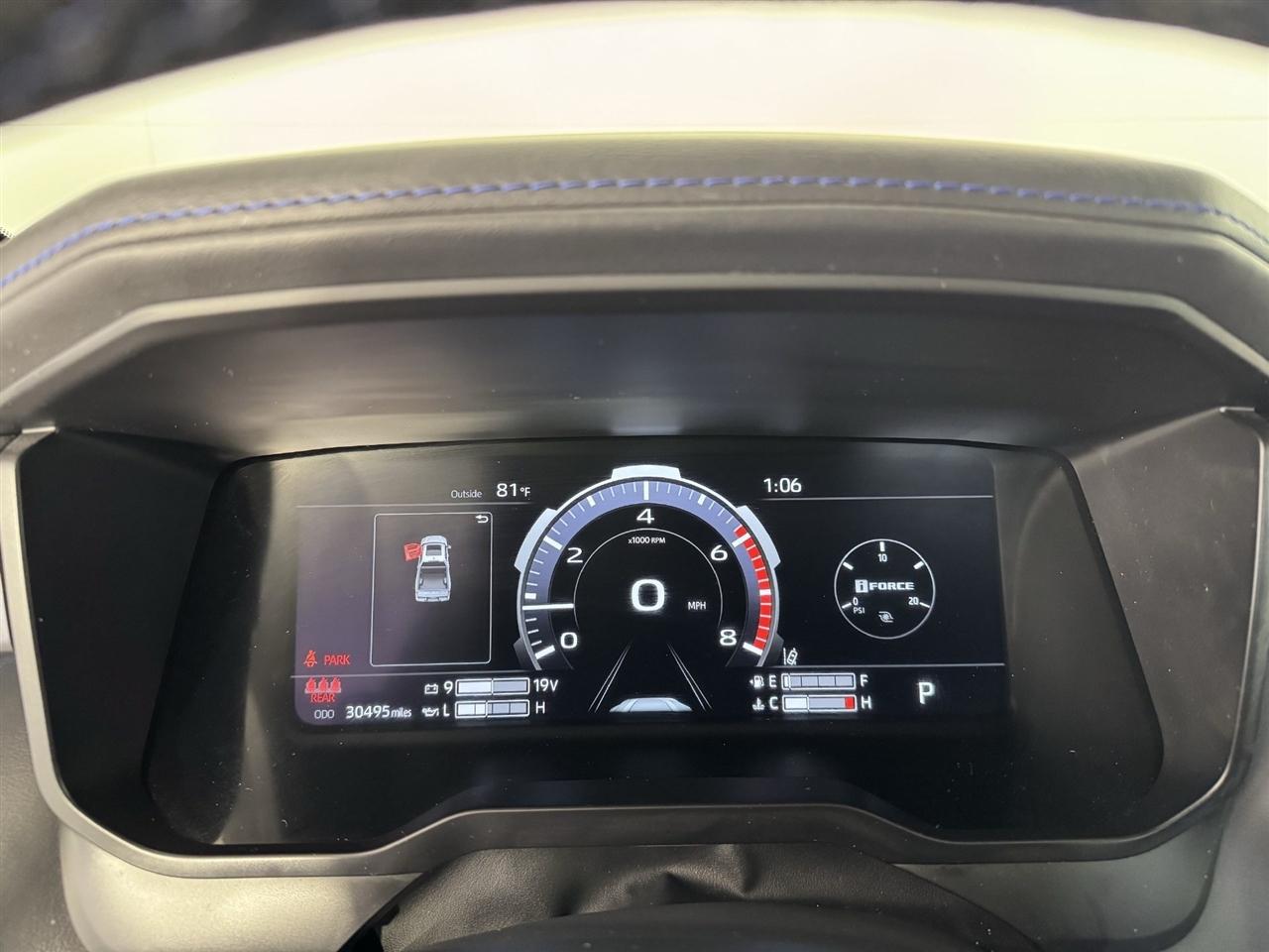 Toyota Tundra Platinum CrewMax 4WD 2024
